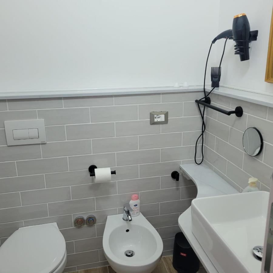 B&B Dei Sogni In Centro, Con Facilita Di Parcheggio Cosenza Buitenkant foto