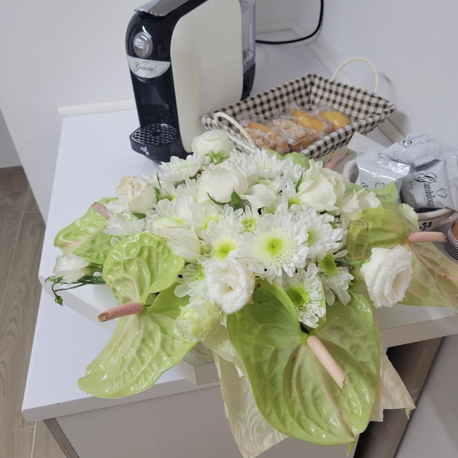 B&B Dei Sogni In Centro, Con Facilita Di Parcheggio Cosenza Buitenkant foto