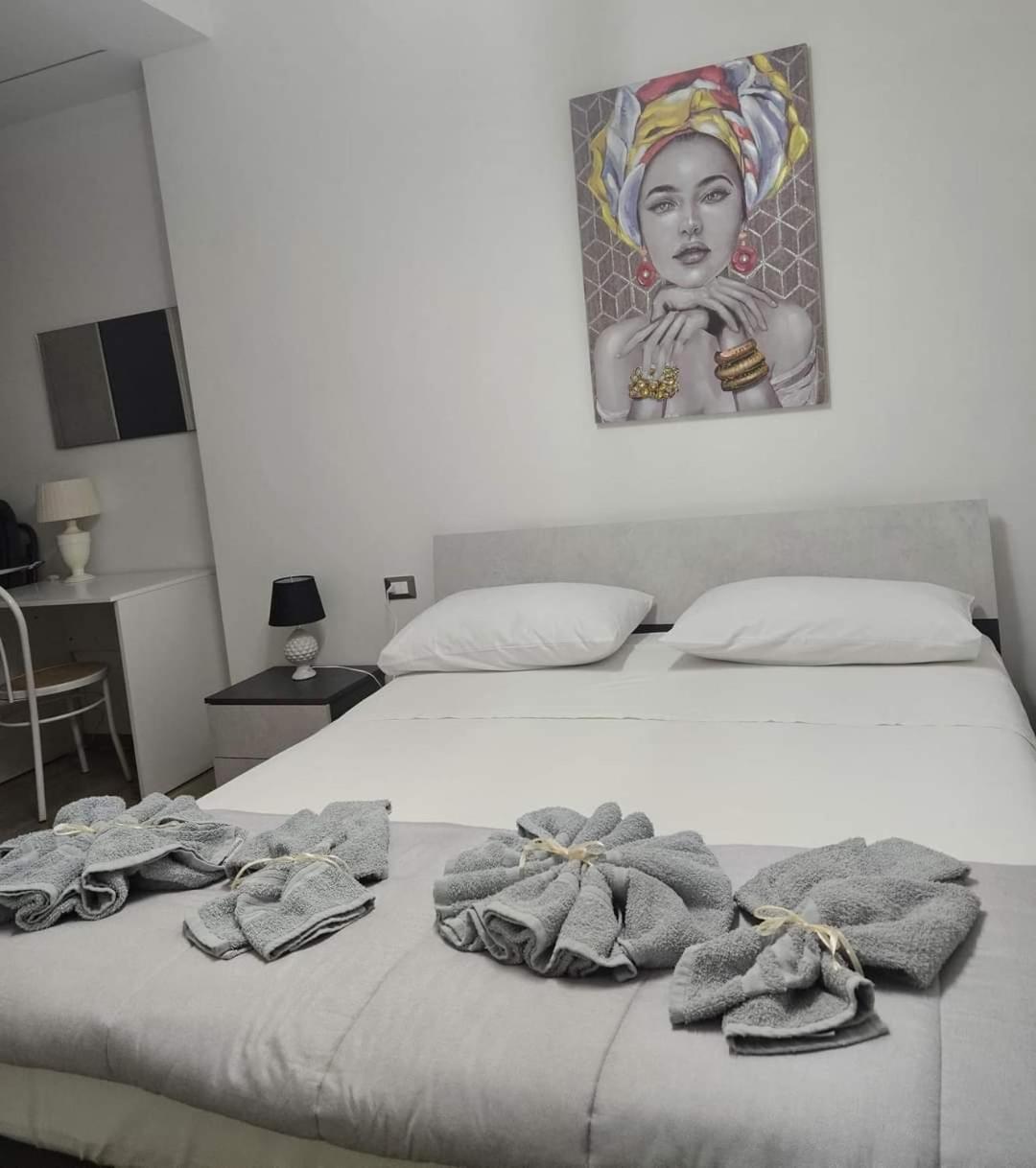 B&B Dei Sogni In Centro, Con Facilita Di Parcheggio Cosenza Buitenkant foto